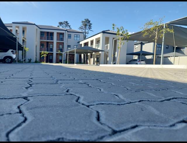 2 BEDROOM APARTMENT SOLD IN PROTEA HEIGHTS